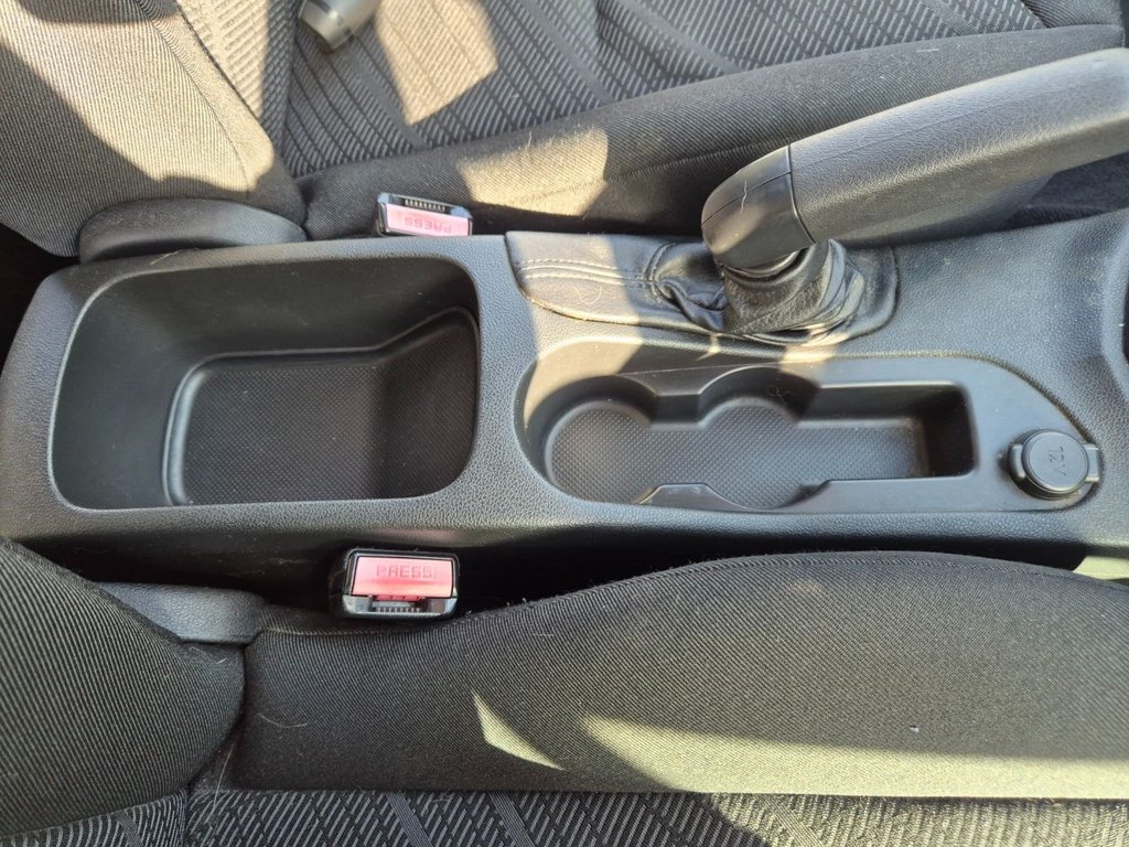 Used Peugeot 308 2009 for sale - 77826756: Photo 24