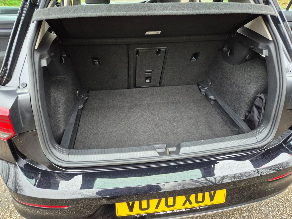 Used Volkswagen Golf 2020 for sale - 77655459: Photo 15