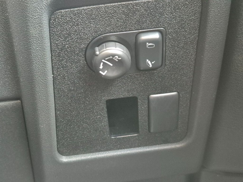 Used Nissan Qashqai 2009 for sale - 77437065: Photo 30