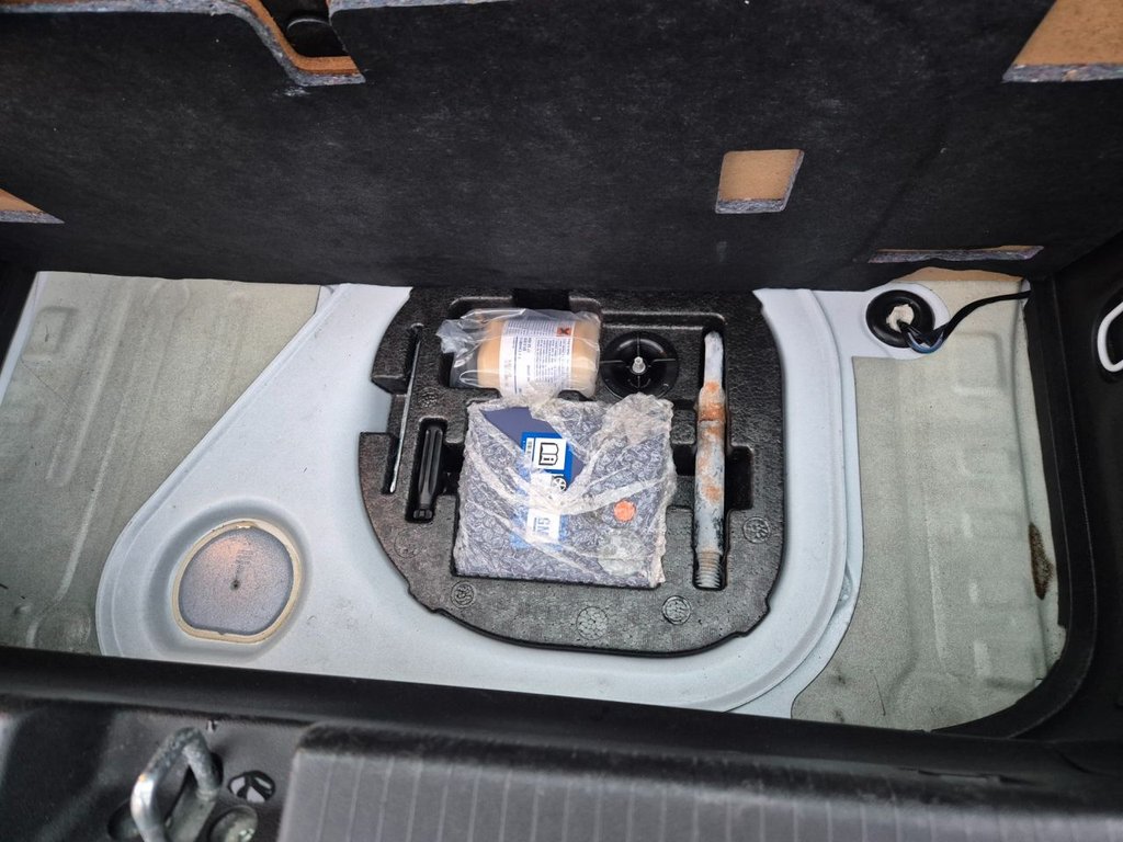 Used Vauxhall ADAM 2014 for sale - 77422698: Photo 16