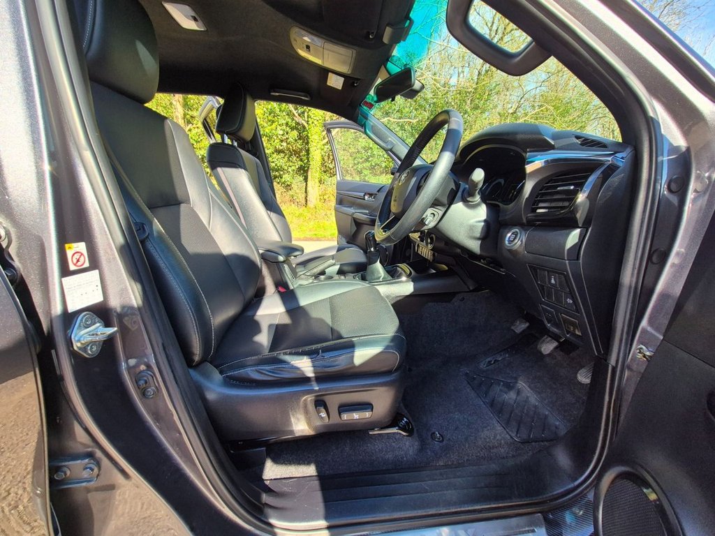 Used Toyota Hilux 2020 for sale - 77935988: Photo 10