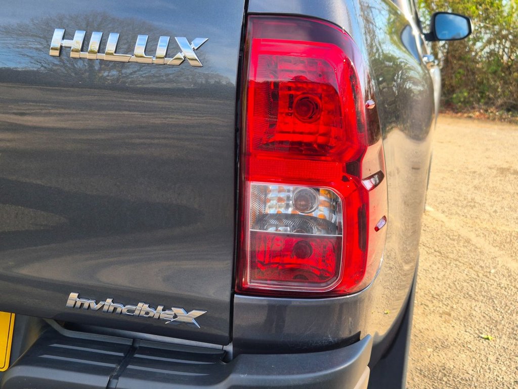 Used Toyota Hilux 2020 for sale - 77935988: Photo 34