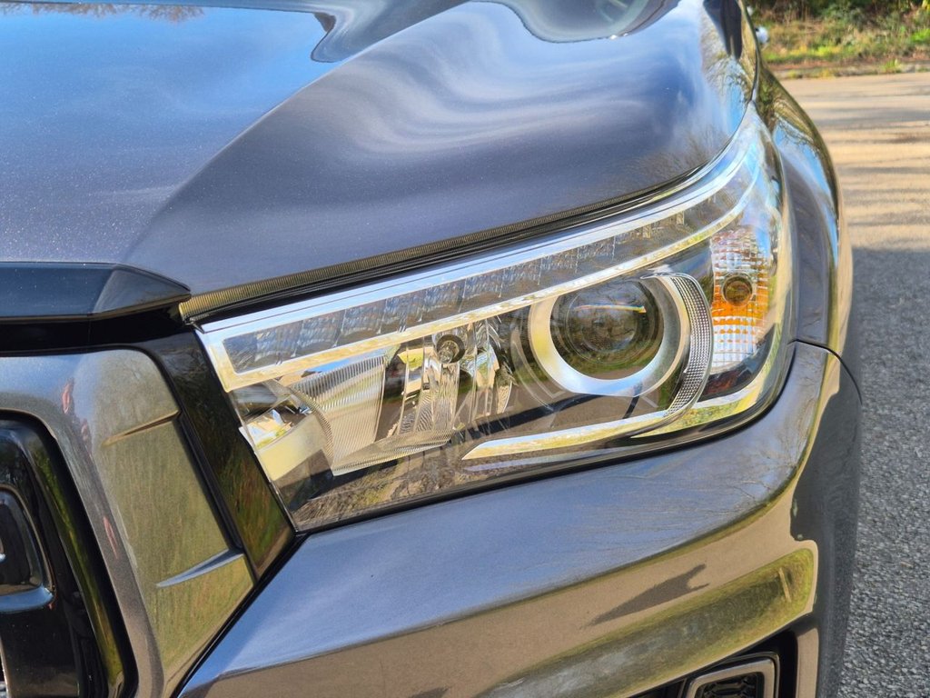 Used Toyota Hilux 2020 for sale - 77935988: Photo 43