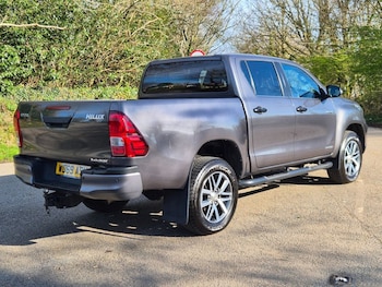 Used Toyota Hilux 2020 for sale - 77935988: Photo