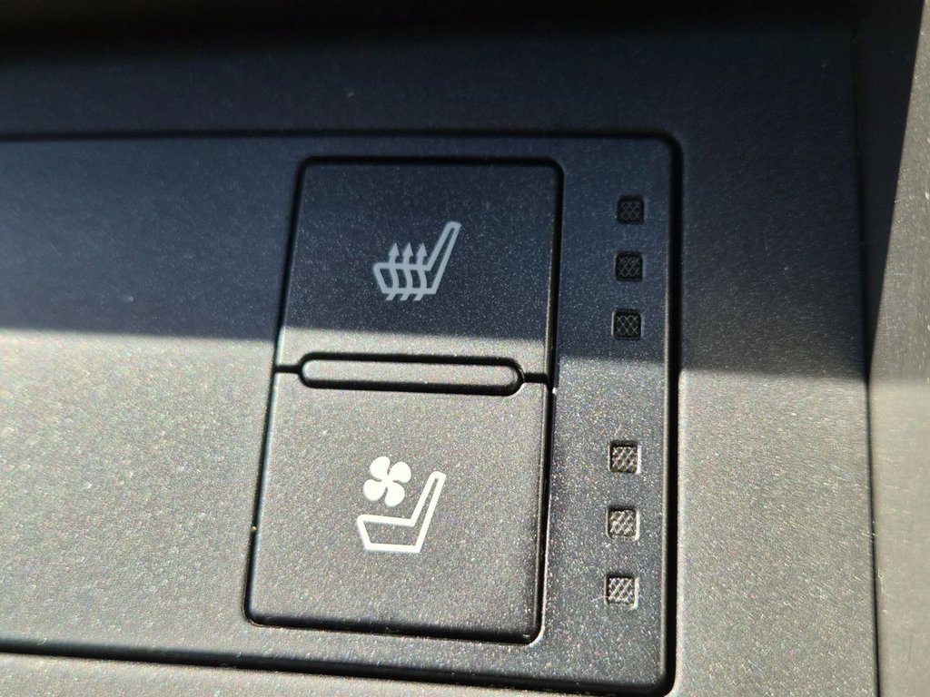 Used Lexus IS 2016 for sale - 78153770: Photo 22