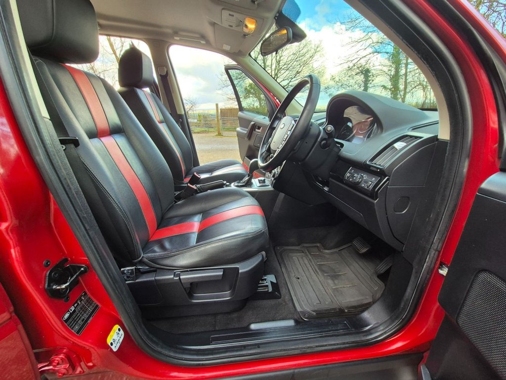 Used Land Rover Freelander 2011 for sale - 77608472: Photo 10