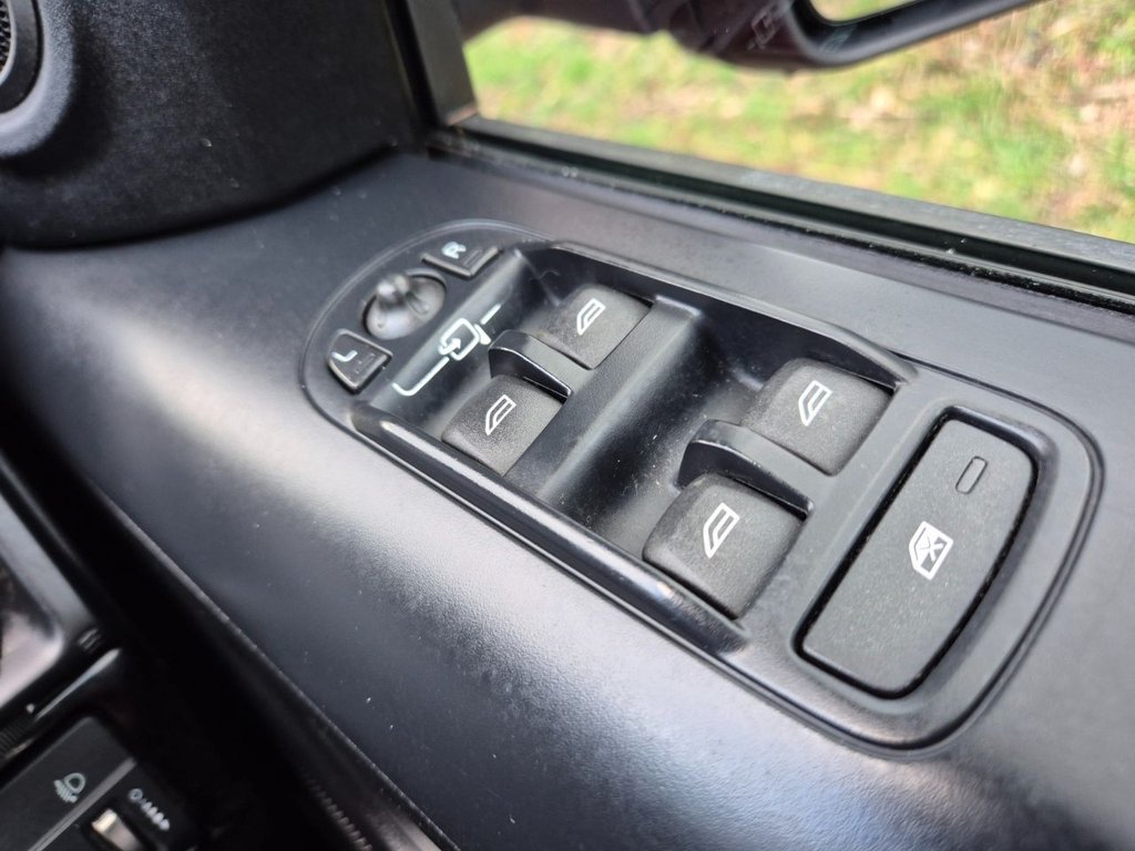 Used Land Rover Freelander 2011 for sale - 77608472: Photo 33