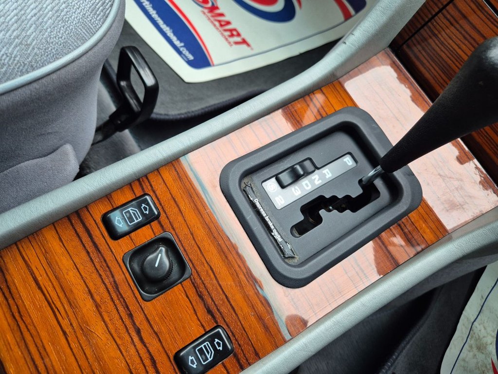 Used Mercedes-Benz E Class 1994 for sale - 77919677: Photo 20