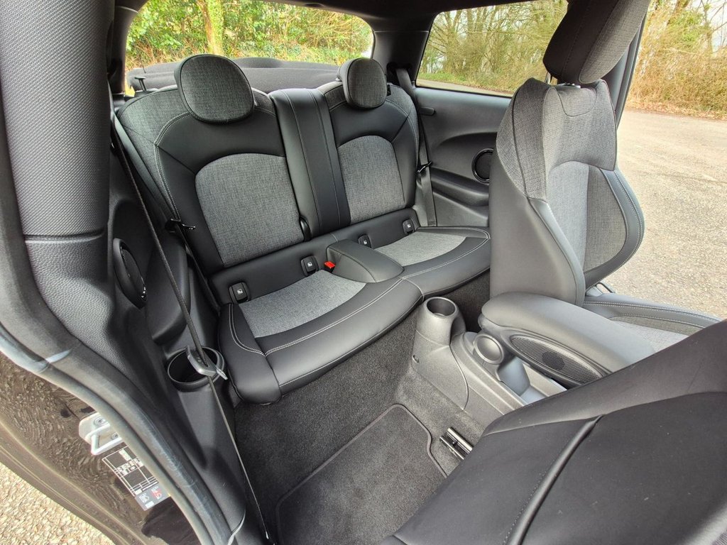 Used MINI Hatch 2021 for sale - 77849535: Photo 11