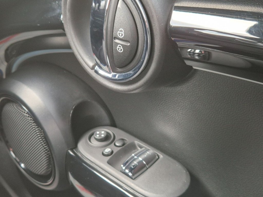 Used MINI Hatch 2021 for sale - 77849535: Photo 32