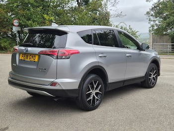 Used Toyota RAV4 2018 for sale - 79763992: Photo