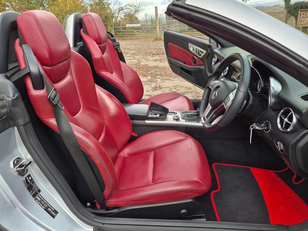 Used Mercedes-Benz SLK 2012 for sale - 76509999: Photo 10