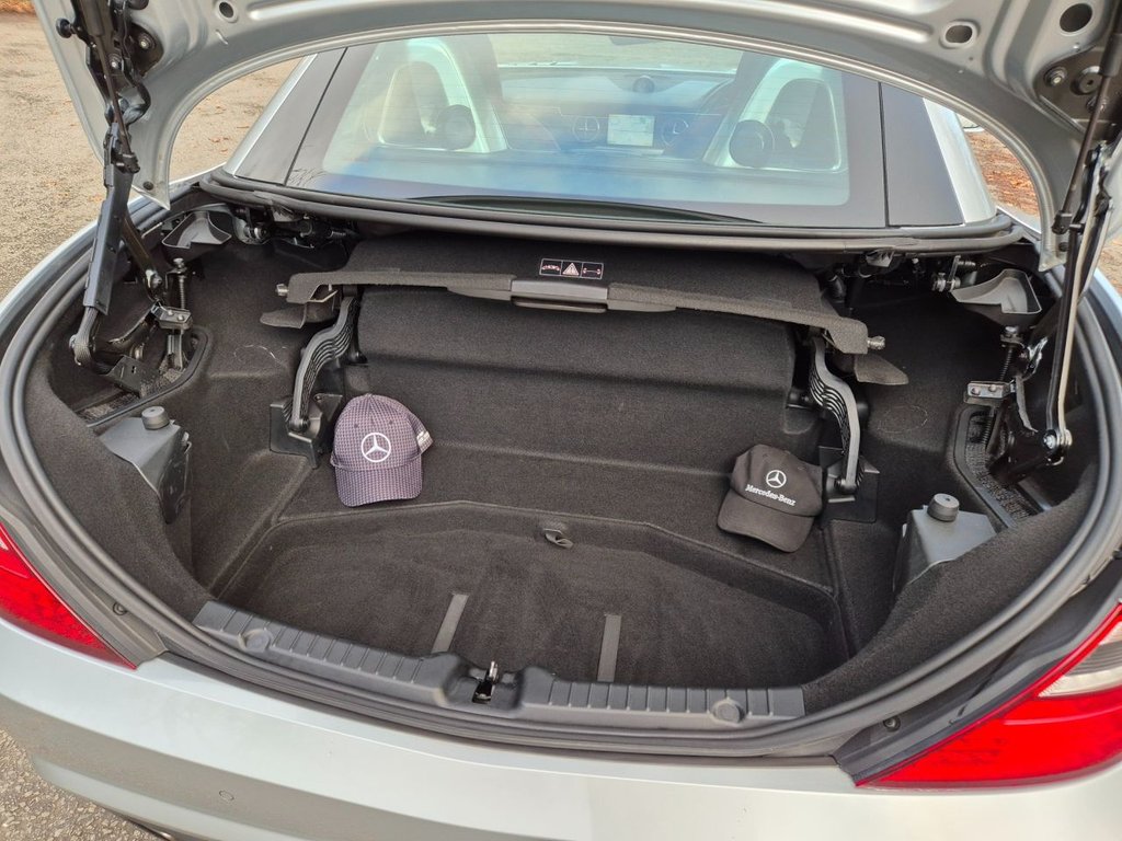 Used Mercedes-Benz SLK 2012 for sale - 76509999: Photo 43