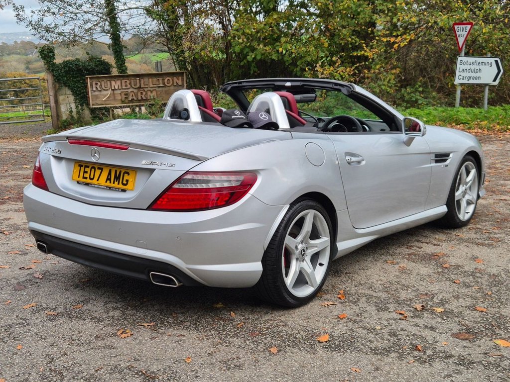 Used Mercedes-Benz SLK 2012 for sale - 76509999: Photo 5