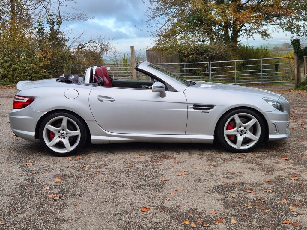 Used Mercedes-Benz SLK 2012 for sale - 76509999: Photo 6