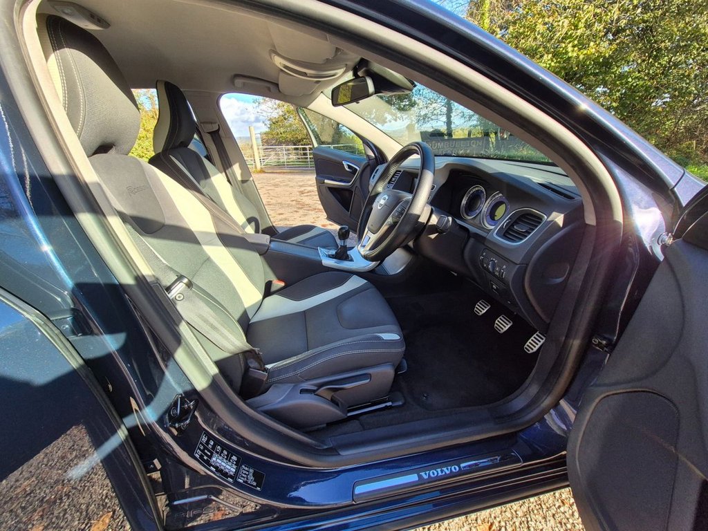 Used Volvo S60 2011 for sale - 76496260: Photo 8