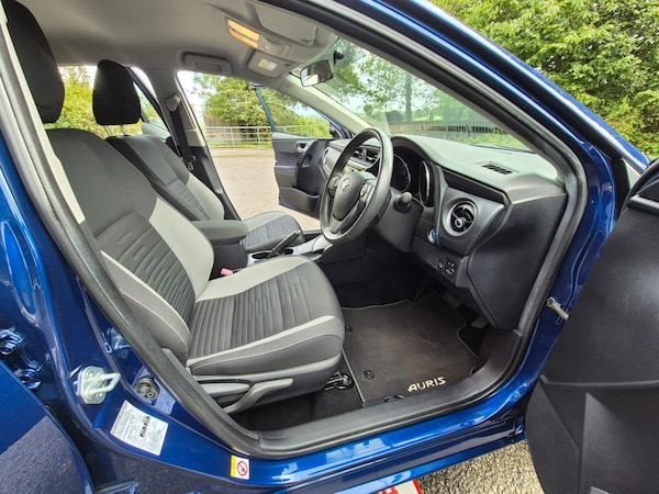 Used Toyota Auris 2016 for sale - 76256144: Photo 9