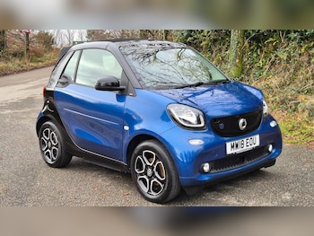 Used smart fortwo 2018 for sale - 75613000: Photo