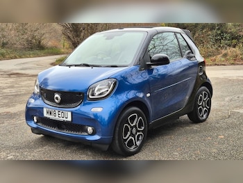 Used smart fortwo 2018 for sale - 75613000: Photo