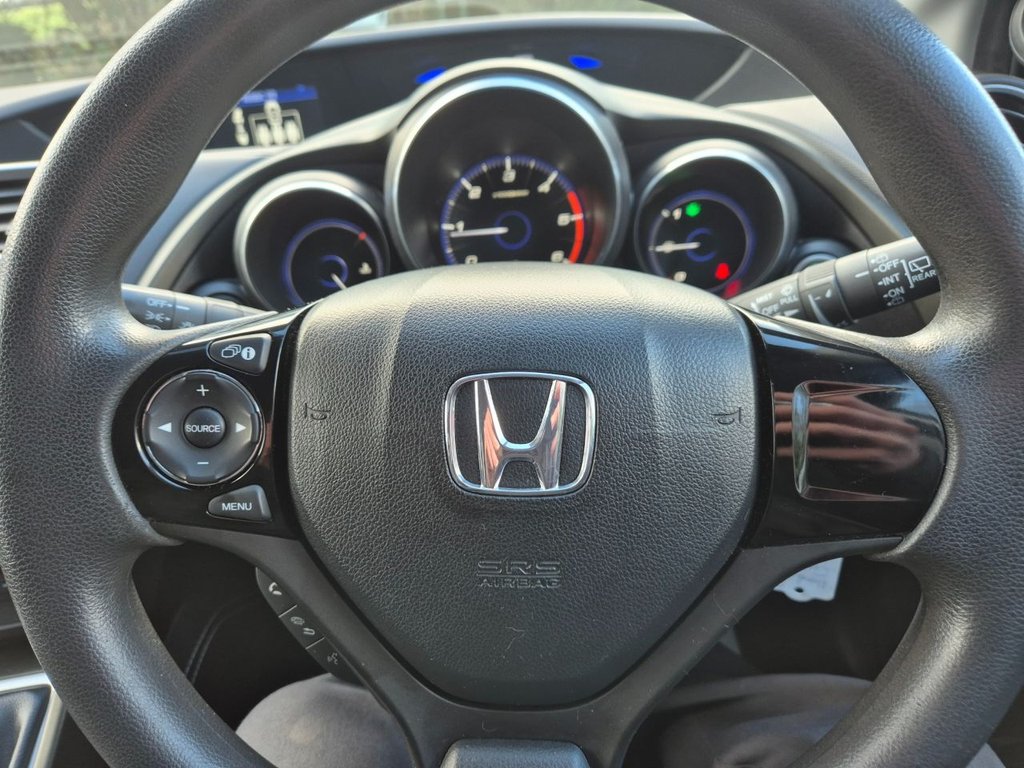 Used Honda Civic 2014 for sale - 77236324: Photo 22