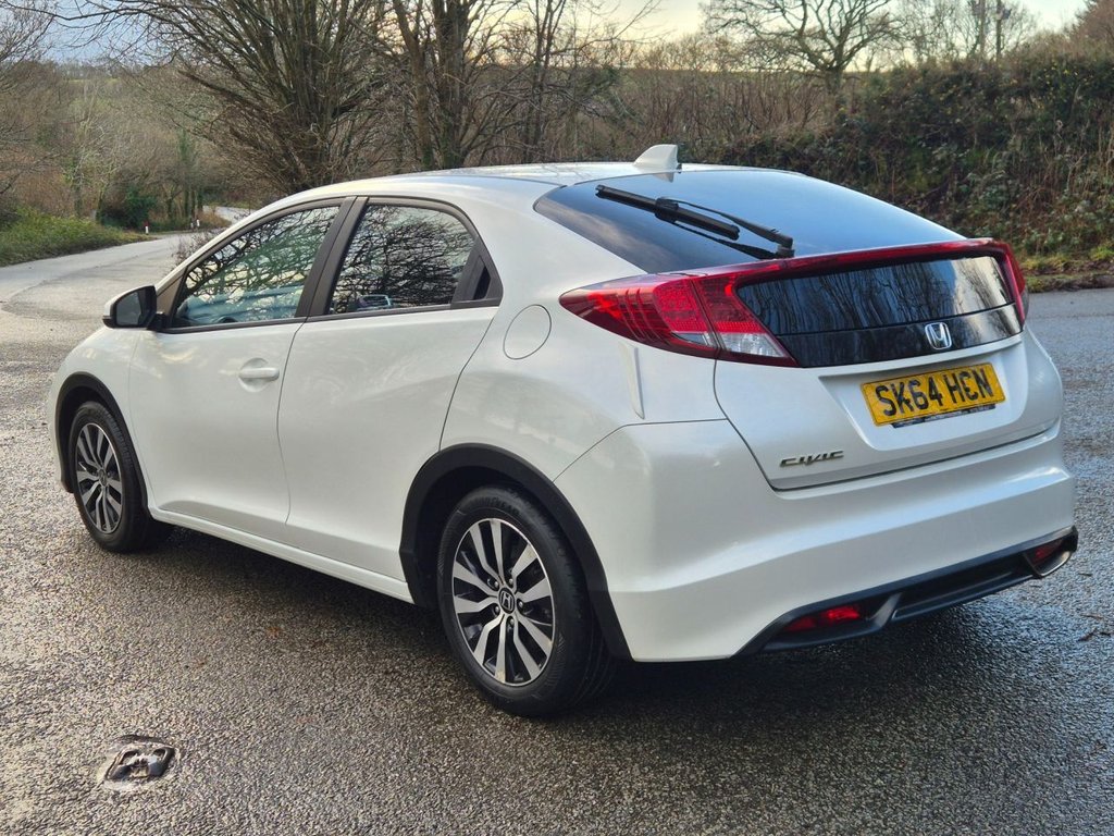 Used Honda Civic 2014 for sale - 77236324: Photo 3