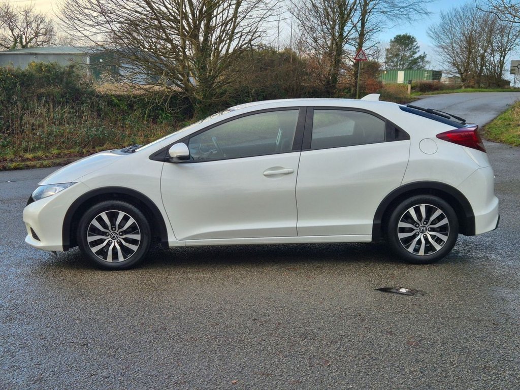 Used Honda Civic 2014 for sale - 77236324: Photo 7