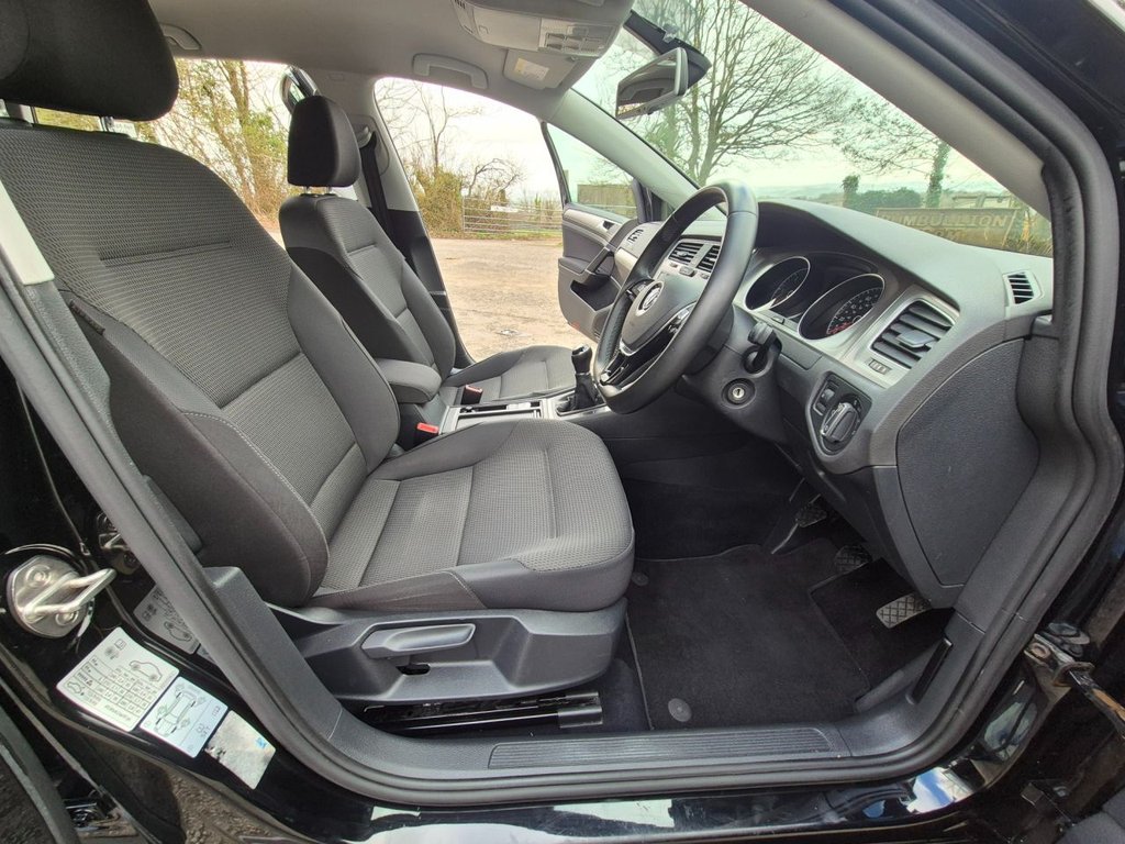 Used Volkswagen Golf 2016 for sale - 77654609: Photo 10