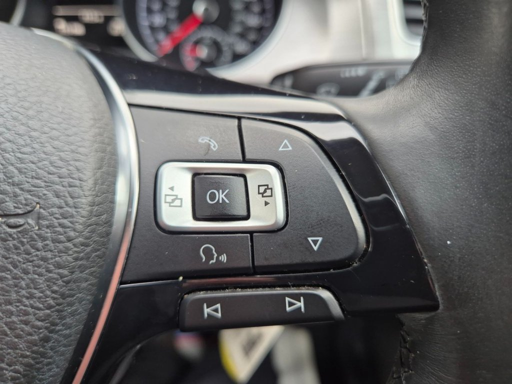 Used Volkswagen Golf 2016 for sale - 77654609: Photo 36