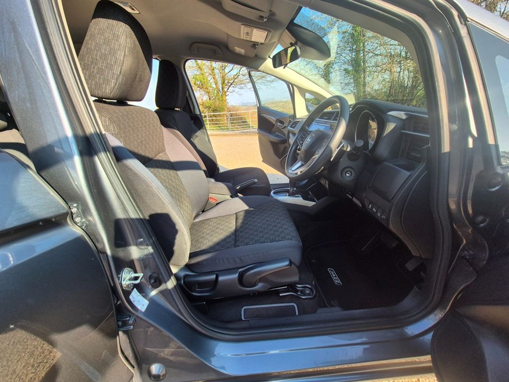 Used Honda Jazz 2017 for sale - 77971545: Photo 10