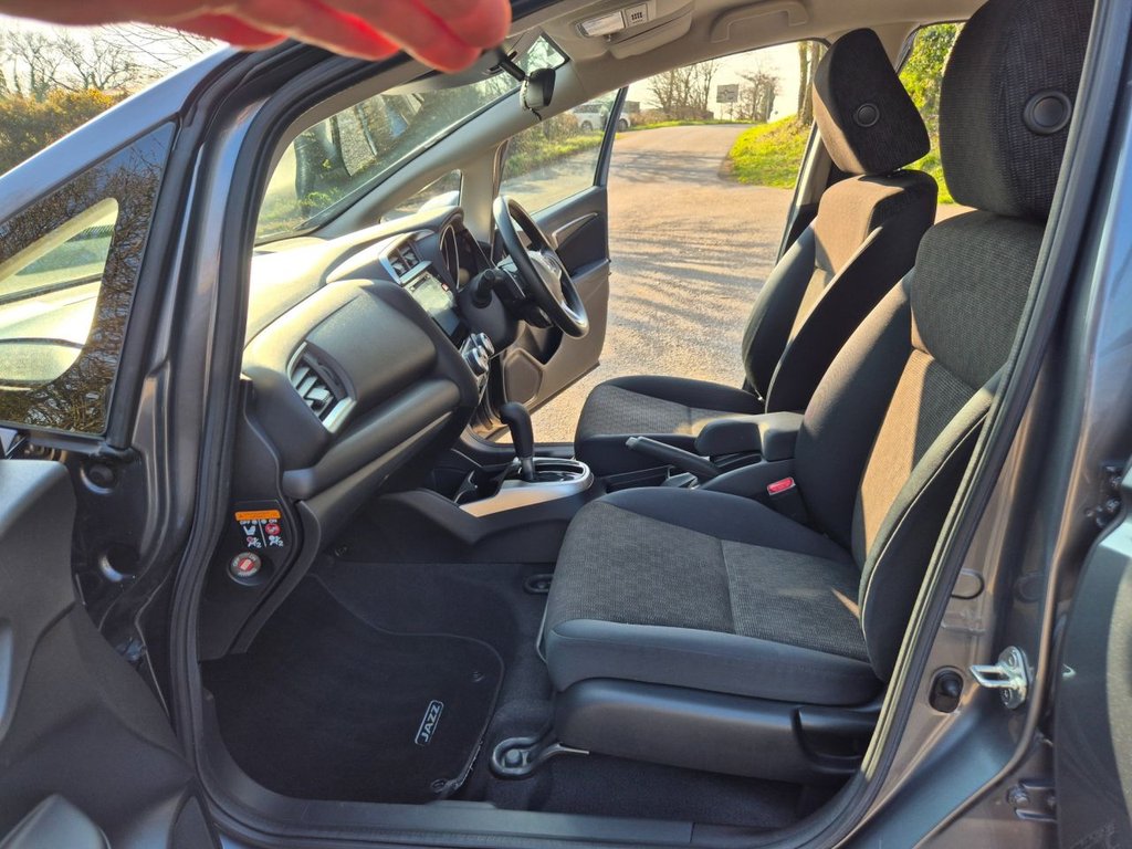 Used Honda Jazz 2017 for sale - 77971545: Photo 16