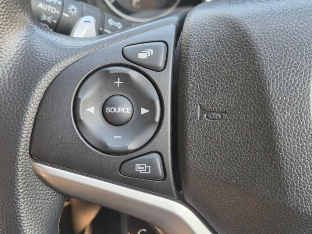 Used Honda Jazz 2017 for sale - 77971545: Photo 30