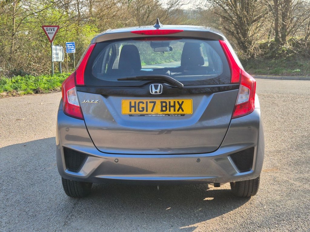 Used Honda Jazz 2017 for sale - 77971545: Photo 8
