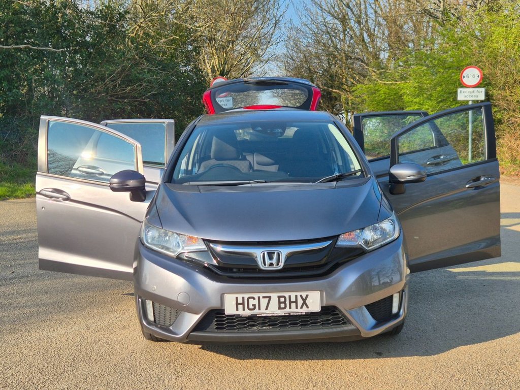 Used Honda Jazz 2017 for sale - 77971545: Photo 9