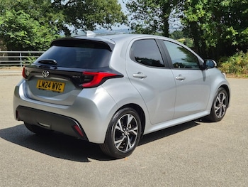 Used Toyota Yaris 2024 for sale - 79196892: Photo