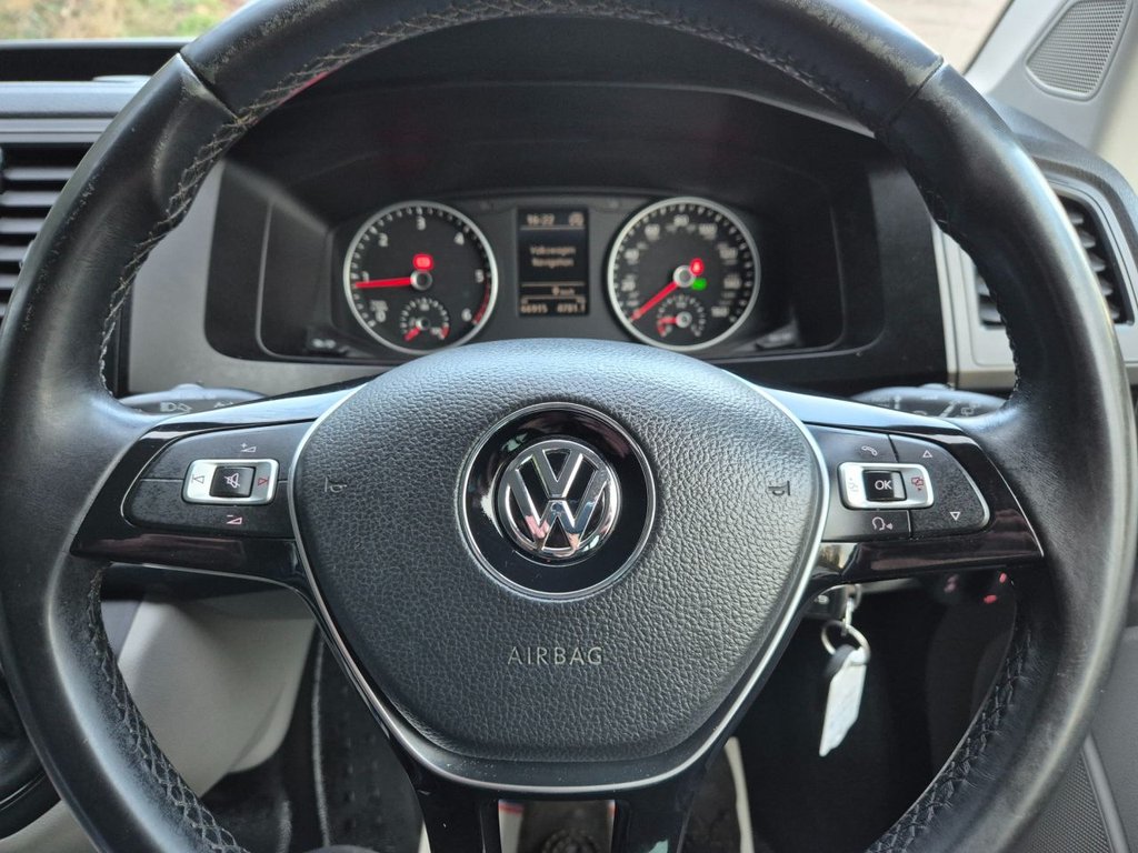 Used Volkswagen Transporter 2016 for sale - 77608717: Photo 11