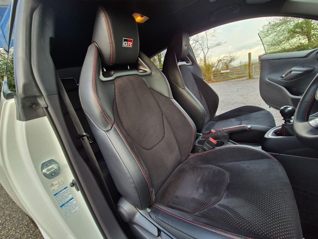 Used Toyota Yaris 2021 for sale - 77288488: Photo 12