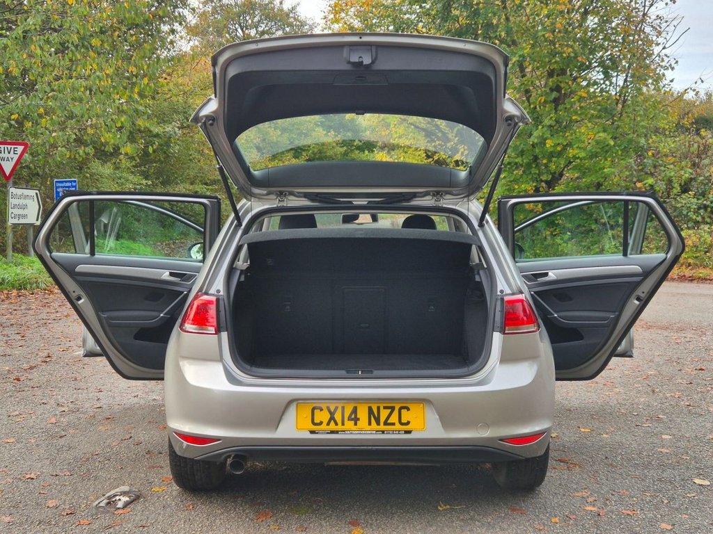 Used Volkswagen Golf 2014 for sale - 76514535: Photo 9