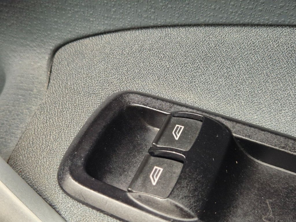 Used Ford Fiesta 2008 for sale - 78082498: Photo 27