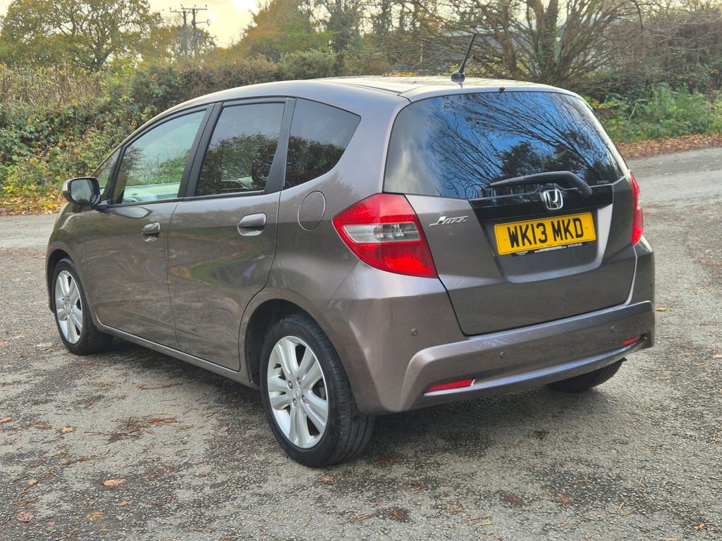 Used Honda Jazz 2013 for sale - 76546733: Photo 4