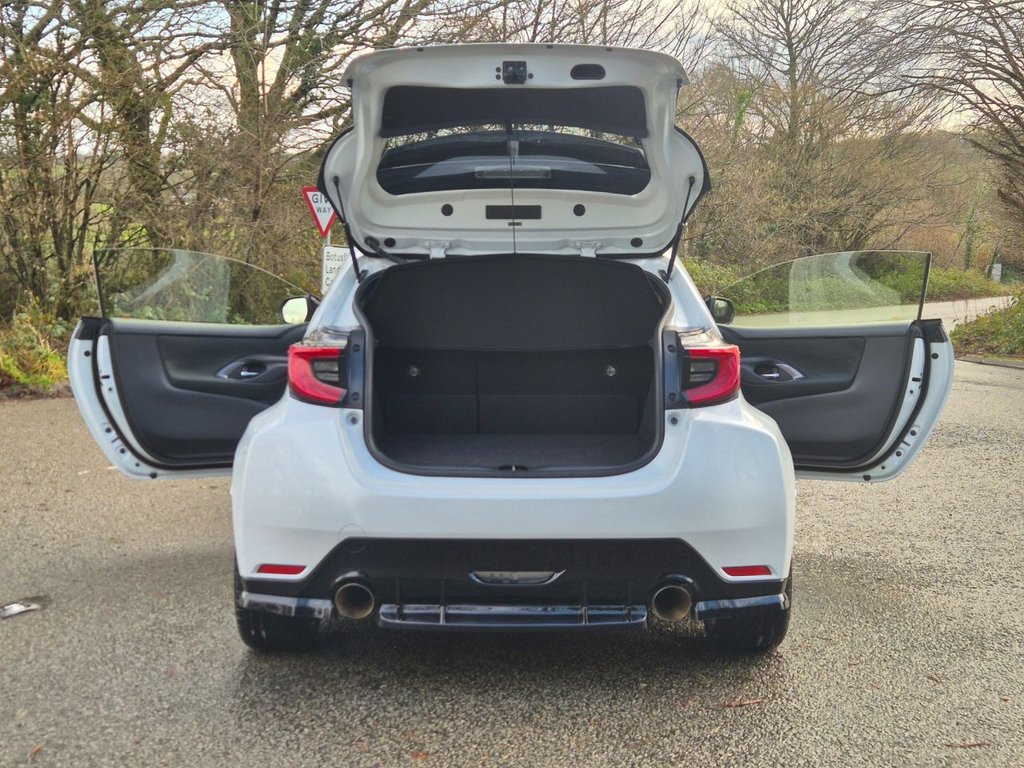 Used Toyota Yaris 2021 for sale - 77520624: Photo 10