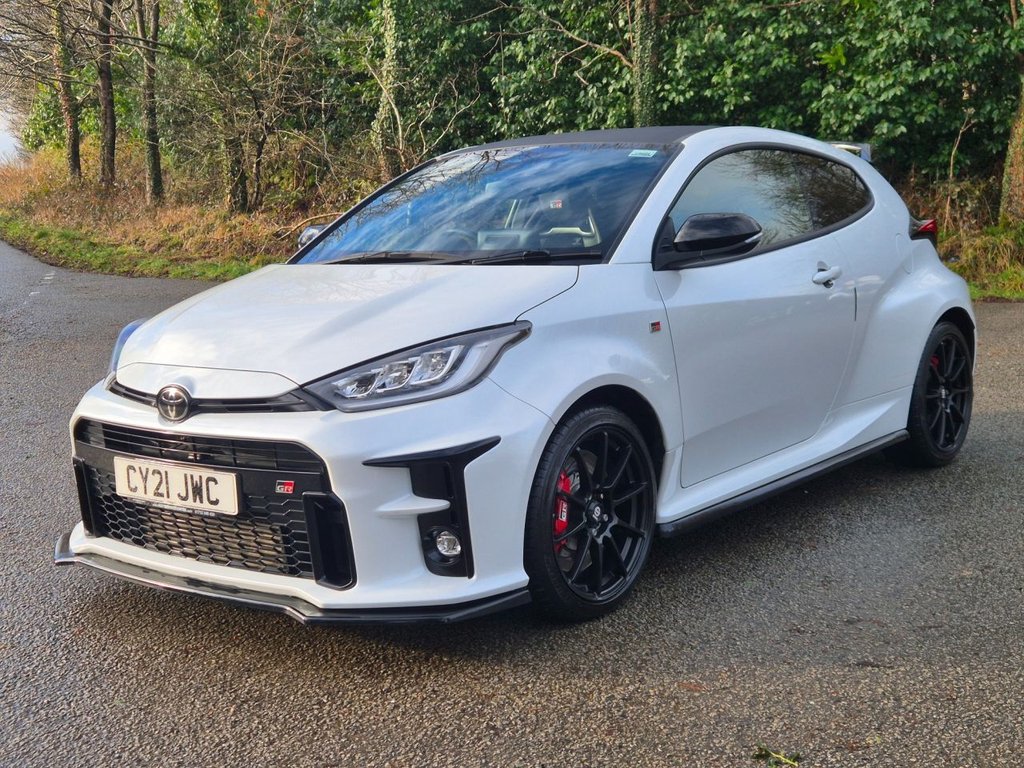 Used Toyota Yaris 2021 for sale - 77520624: Photo 2