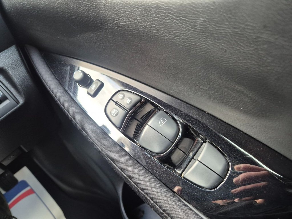 Used Nissan Leaf 2023 for sale - 77327949: Photo 35