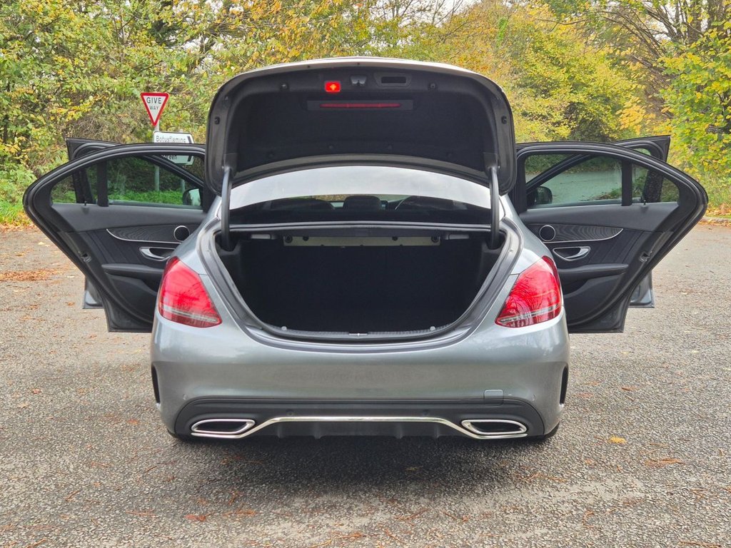 Used Mercedes-Benz C Class 2020 for sale - 77692527: Photo 8