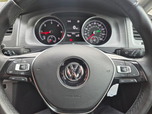 Used Volkswagen Golf 2014 for sale - 76132475: Photo 16