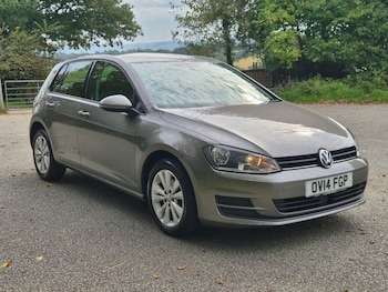 Volkswagen - Golf
