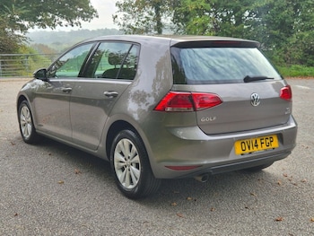 Used Volkswagen Golf 2014 for sale - 76132475: Photo 4