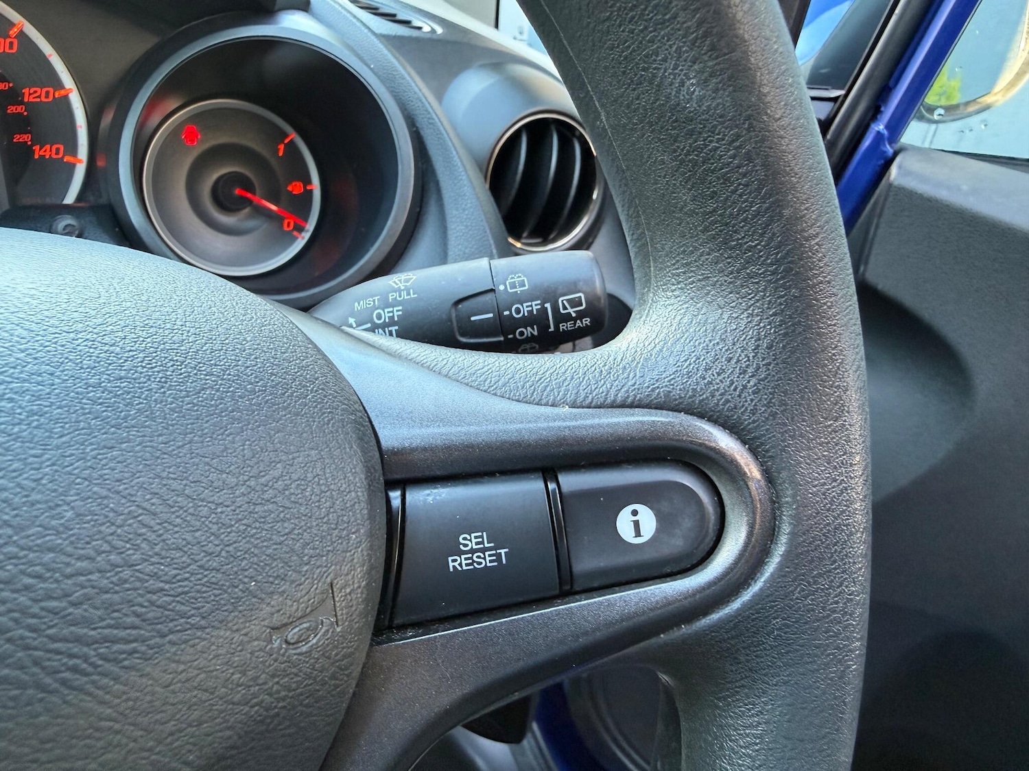 Used Honda Jazz 2012 for sale - 76913424: Photo 24