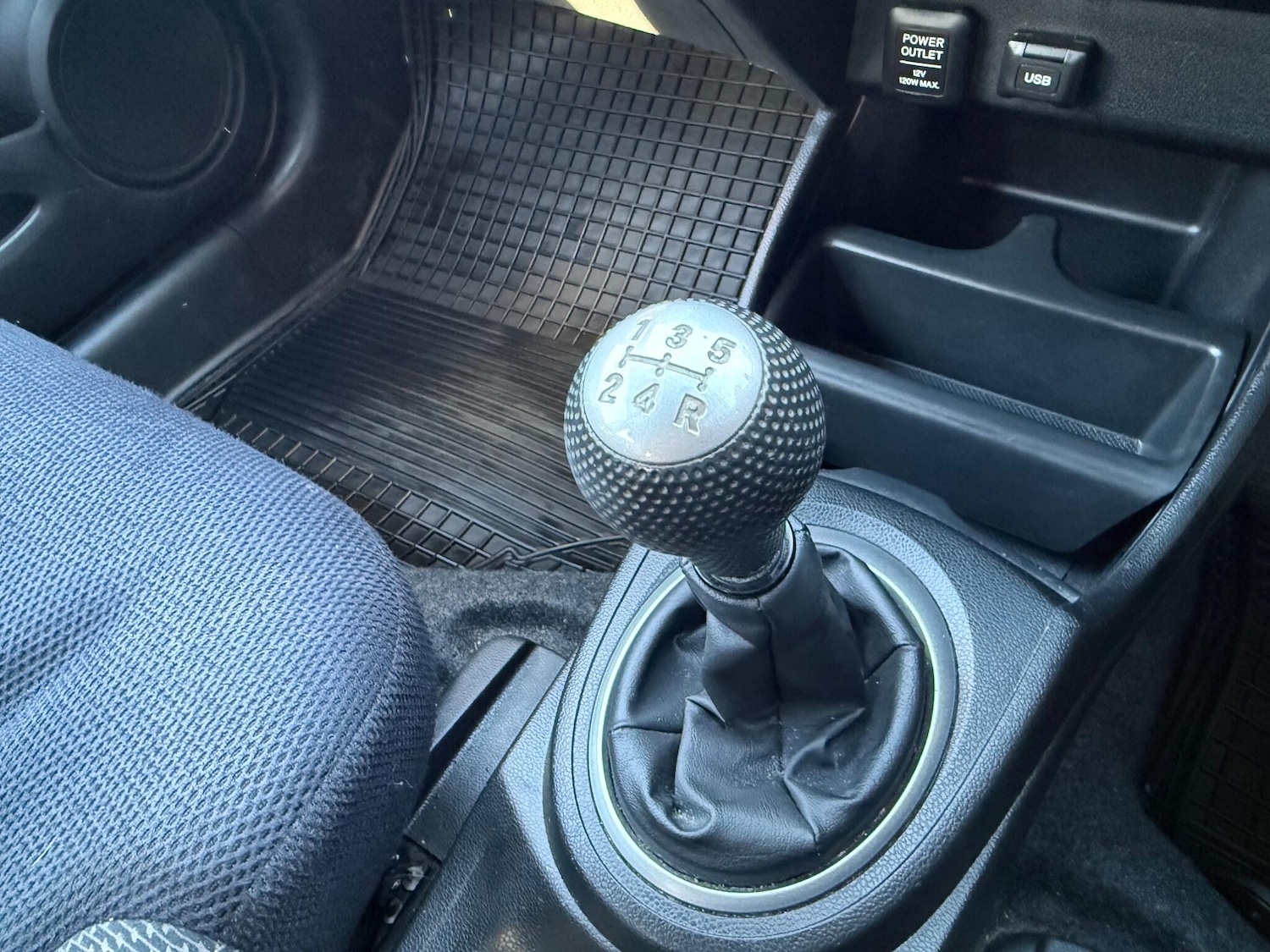 Used Honda Jazz 2012 for sale - 76913424: Photo 28