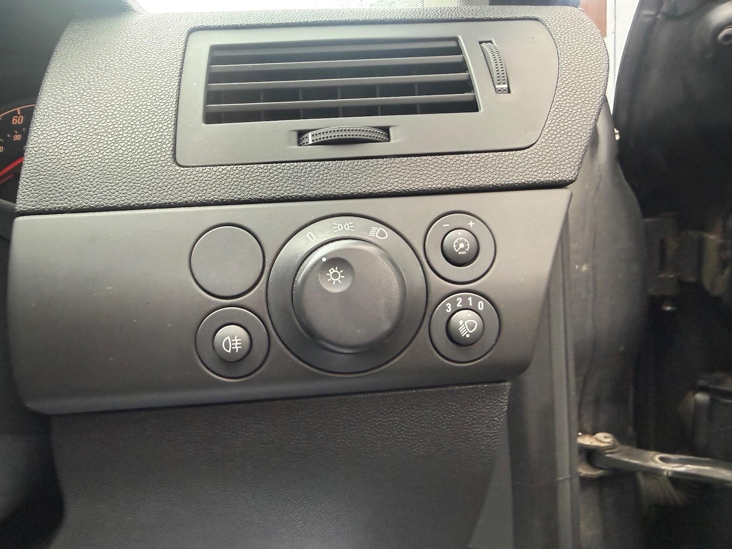 Used Vauxhall Astra 2008 for sale - 77524490: Photo 24