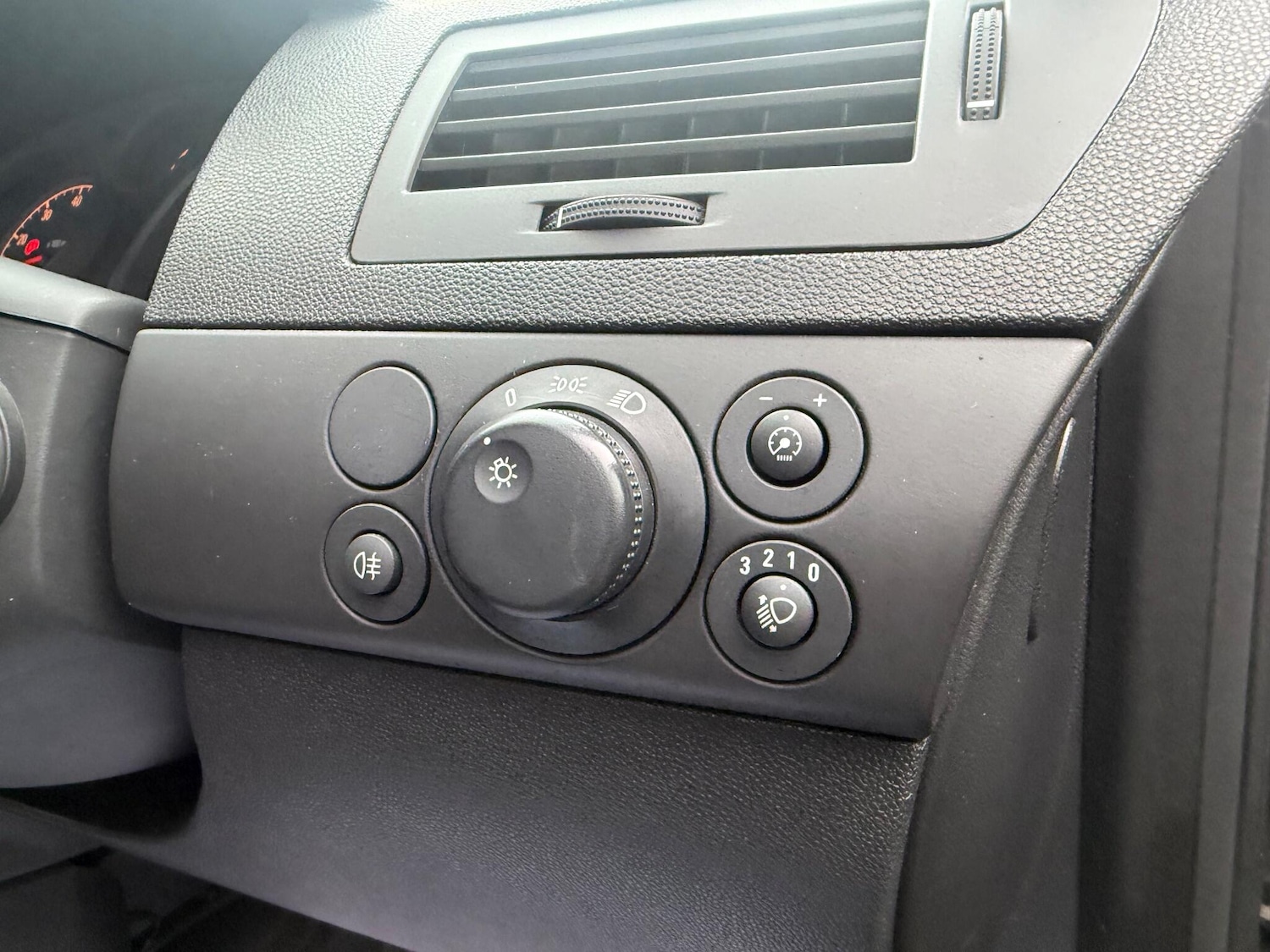 Used Vauxhall Astra 2008 for sale - 77524490: Photo 34